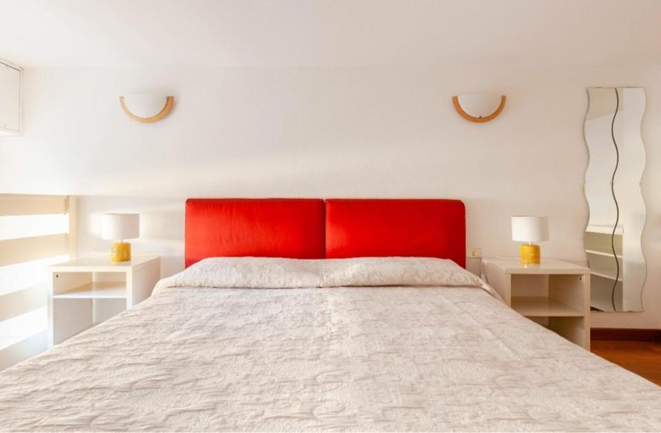 شقة Yourvacanza Navigli Loft ميلان المظهر الخارجي الصورة
